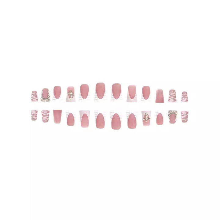 Glamouröse Künstlerische Nagelverlängerungen Karnz