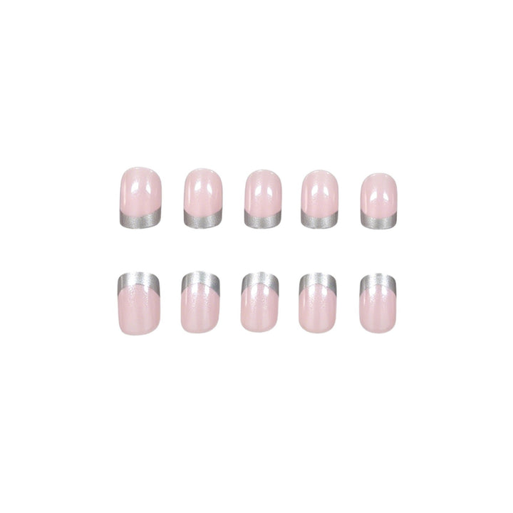 Elegantes silbergetipptes Acryl-Nagelset Karnz