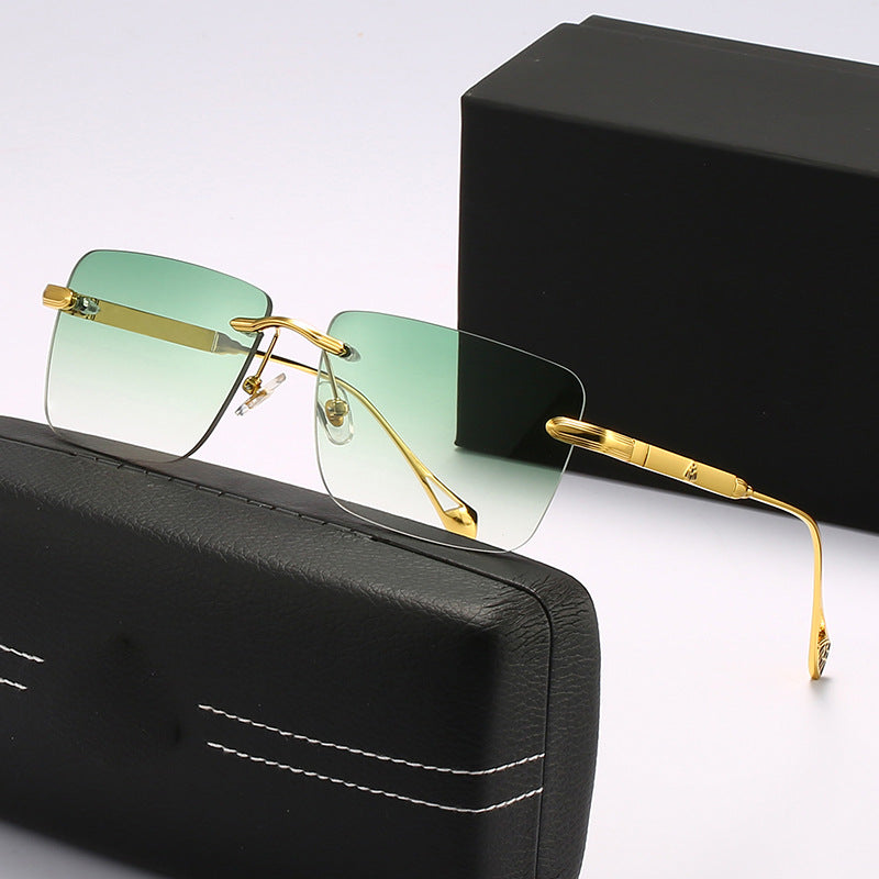 Damen modische quadratische Sonnenbrille mit luxuriösen Metall-Akzenten Karnz