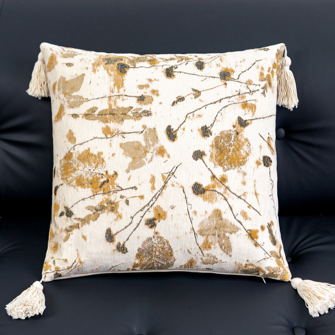 Luxuriöser Sofa- und Bettschmuck