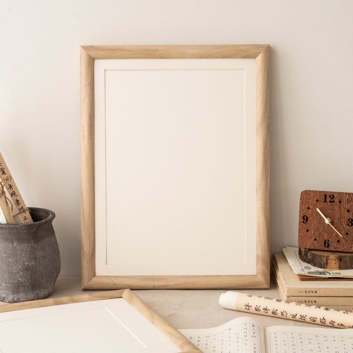 Minimalistischer Fotoanzeige-Rahmen