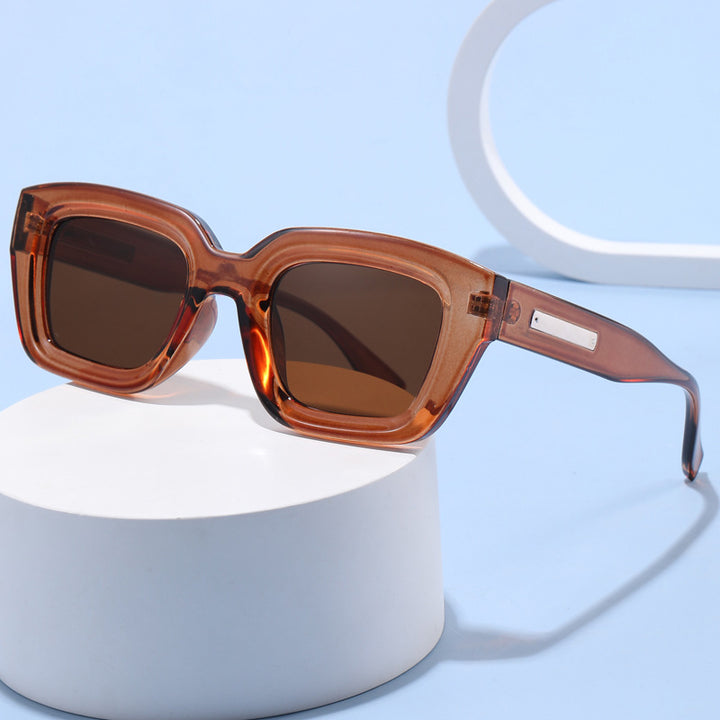 Damen Modische Sonnenbrille im eleganten Design Karnz