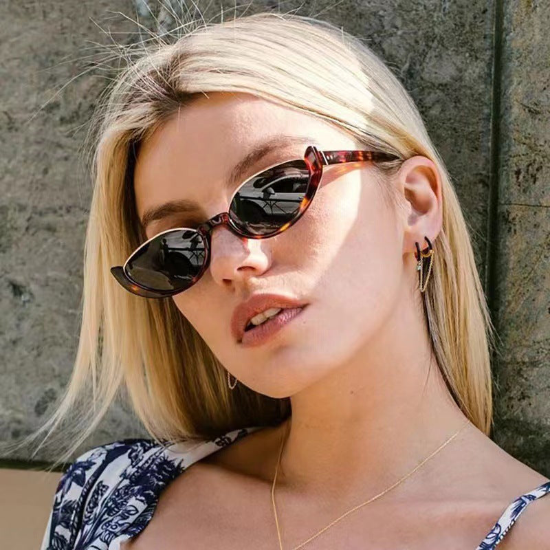 Damen Cat-Eye Sonnenbrille mit dezentem Rahmen und polarisierten Gläsern Karnz