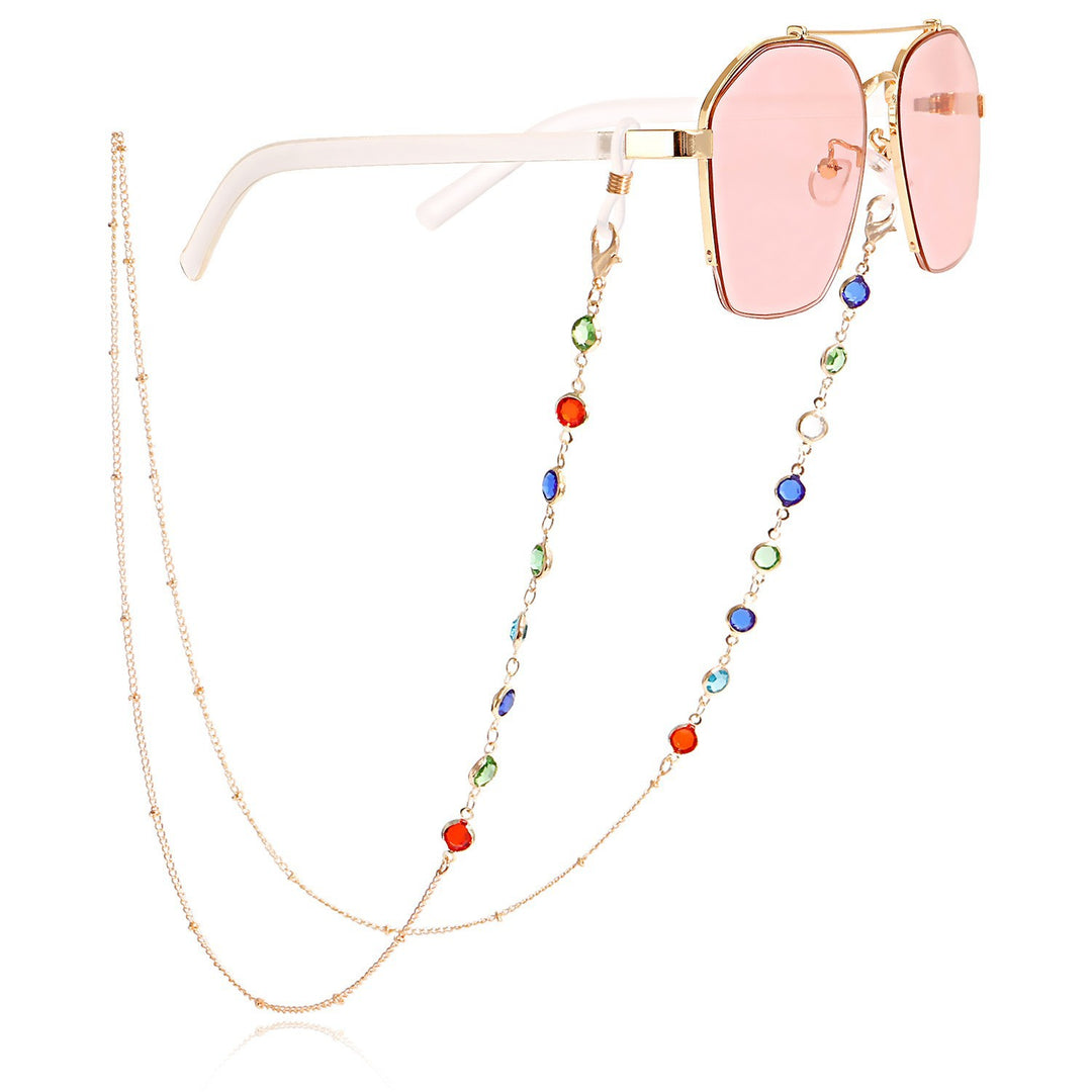 Stilvolle Sonnenbrille mit dekorativer Kette Karnz