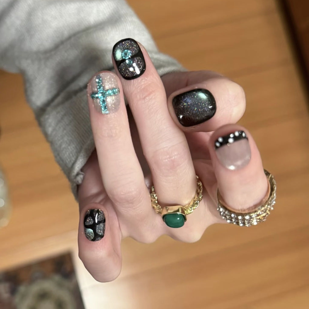 Künstlerische Gel-Nagelkunstverlängerungen