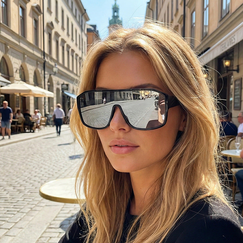 Damen Modische Oversized-Sonnenbrille im futuristischen Design Karnz
