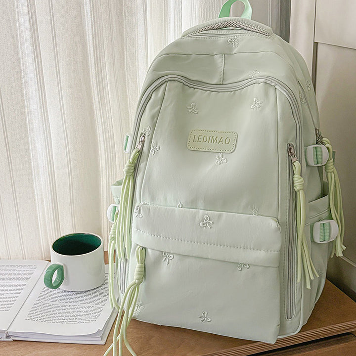 Stylischer Mehrfach-Taschen-Rucksack mit Anhänger Karnz