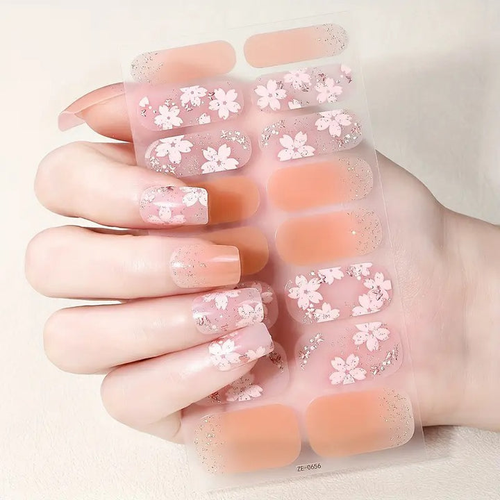 Dekorative Glitter-Nagel-Wraps