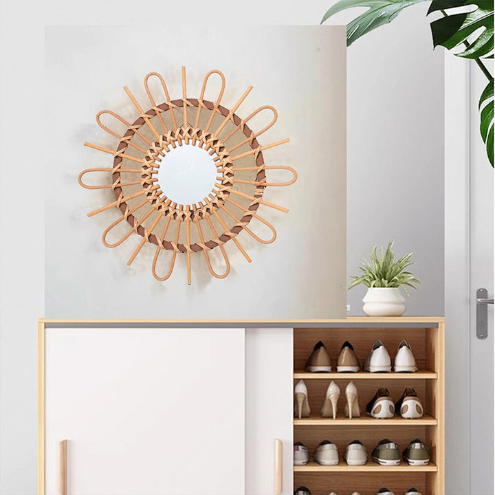 Trendiger Runder Wandspiegel mit Rattanrahmen Karnz