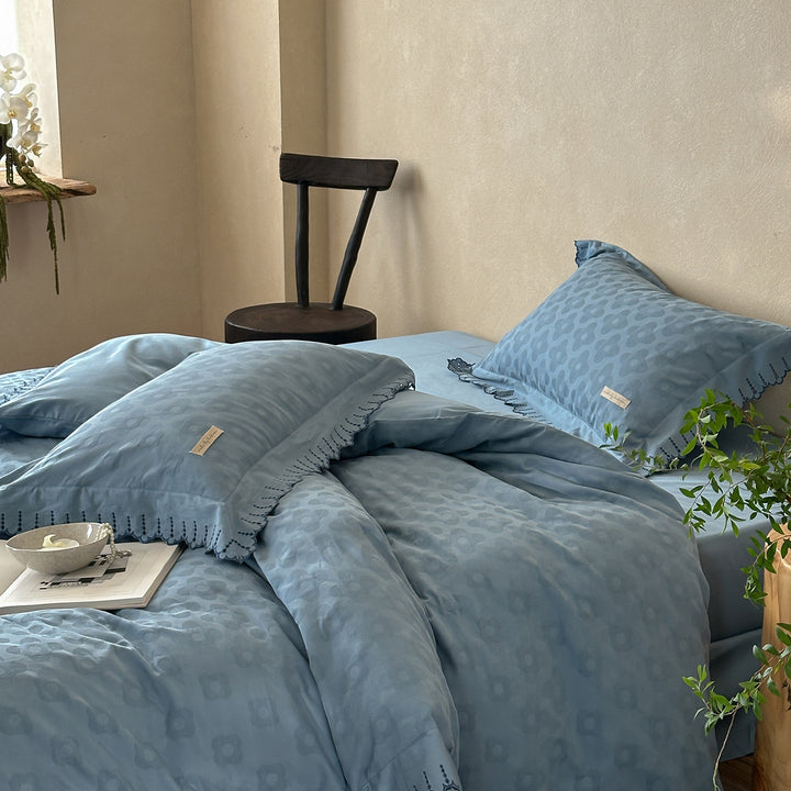 Gekräuselter bestickter Jacquard Bettbezug Set