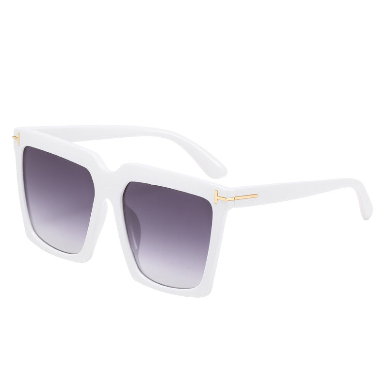 Damen oversized quadratische Sonnenbrille mit luxuriösen Akzenten Karnz
