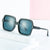 Damen quadratische modische Sonnenbrille mit polarisierten Gläsern Karnz