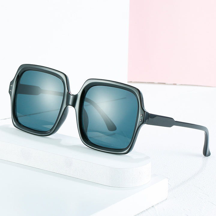 Damen quadratische modische Sonnenbrille mit polarisierten Gläsern Karnz