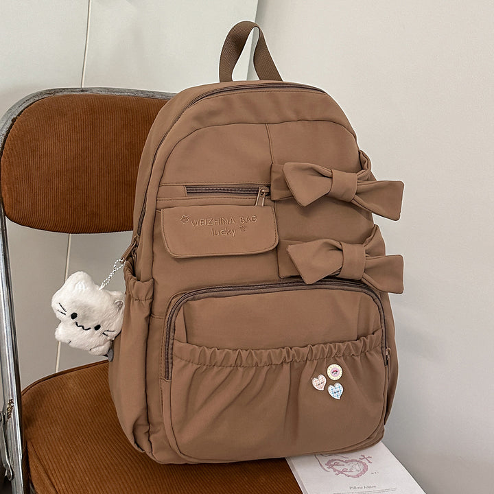 Stylischer Rucksack mit Bogenakzenten Karnz