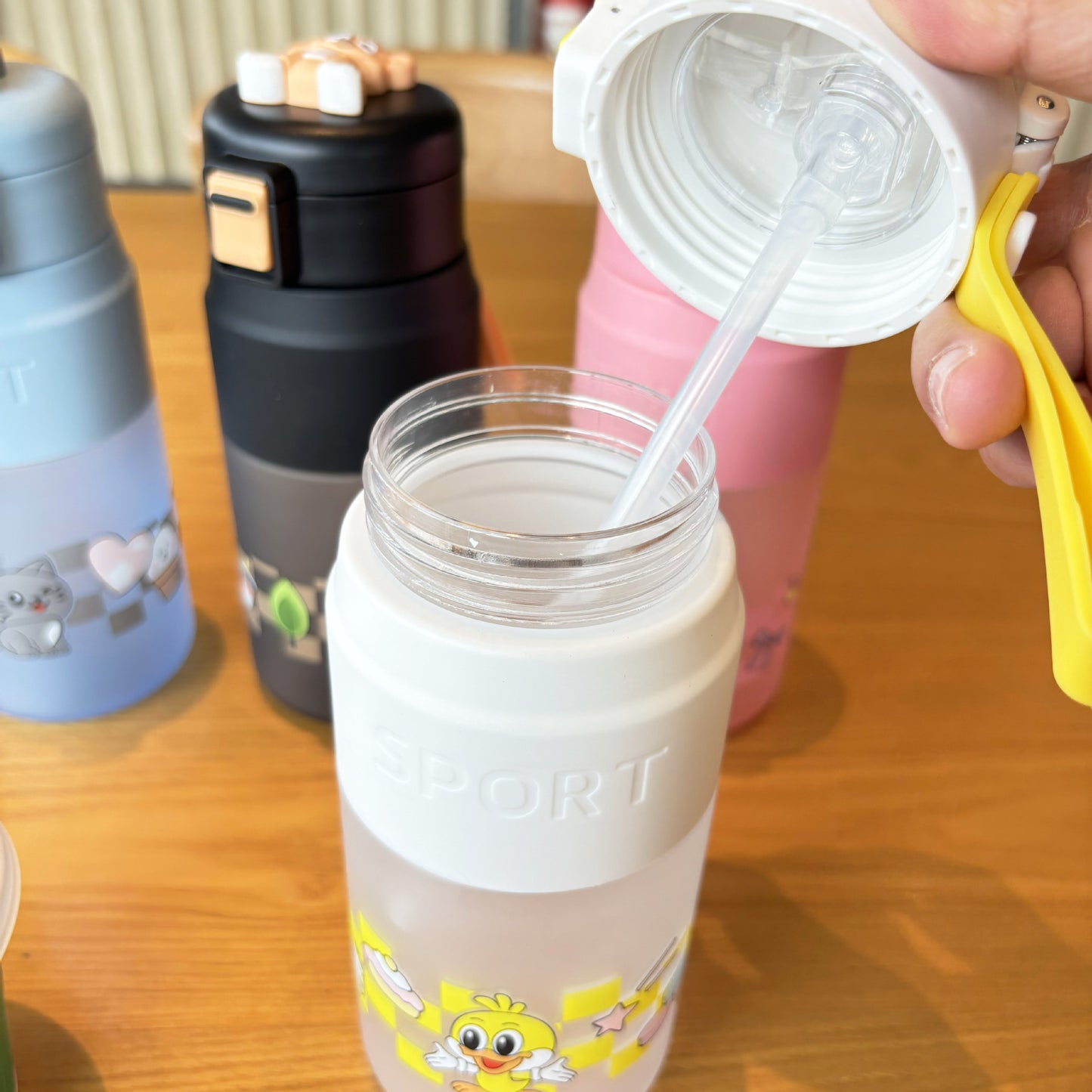Damen kreative Isolierte Trinkflasche mit originellem Motiv Karnz