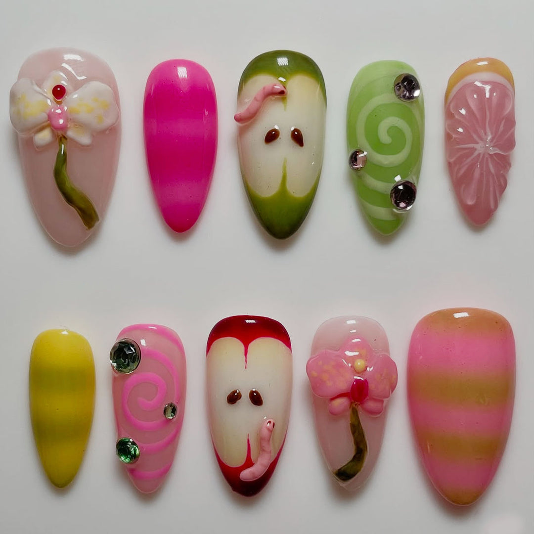Kreatives Florales Nagelkunst-Set Karnz