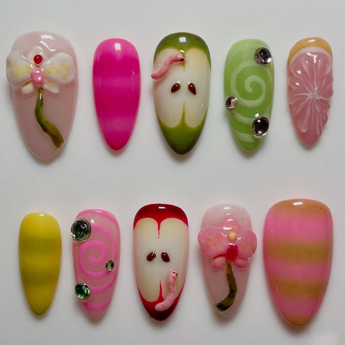Kreatives Florales Nagelkunst-Set Karnz