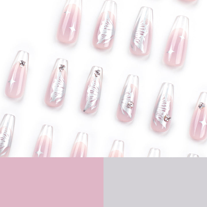 Elegante Kunstnägel mit floralen Designs und Glitzerakzenten Karnz