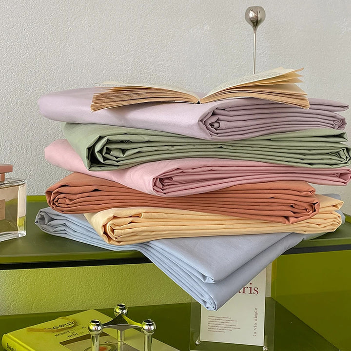 Wendbare Baumwoll-Satin-Bettwäschegarnitur mit seidig-mattem Finish und Hotelverschluss