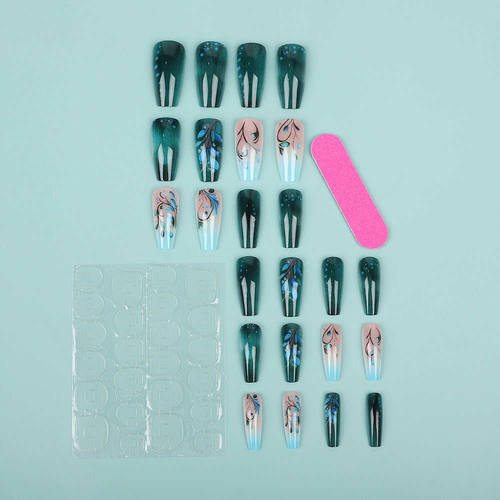 Kreative Nail Art Fingernägel Karnz
