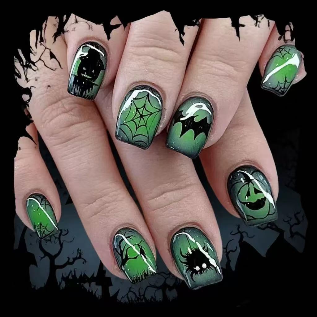 Halloween Nagelkunstset mit kreativen 3D-Motiven Karnz