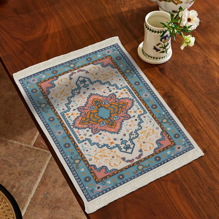 Rechteckiger Kurzflor‑Teppich im orientalischen Medaillon‑Design mit Fransen Karnz