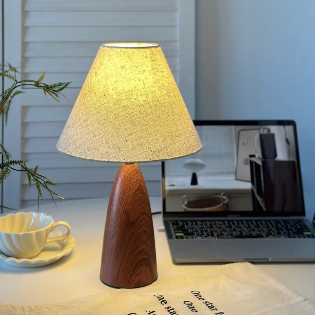 Moderne Holzfuß Tischlampe