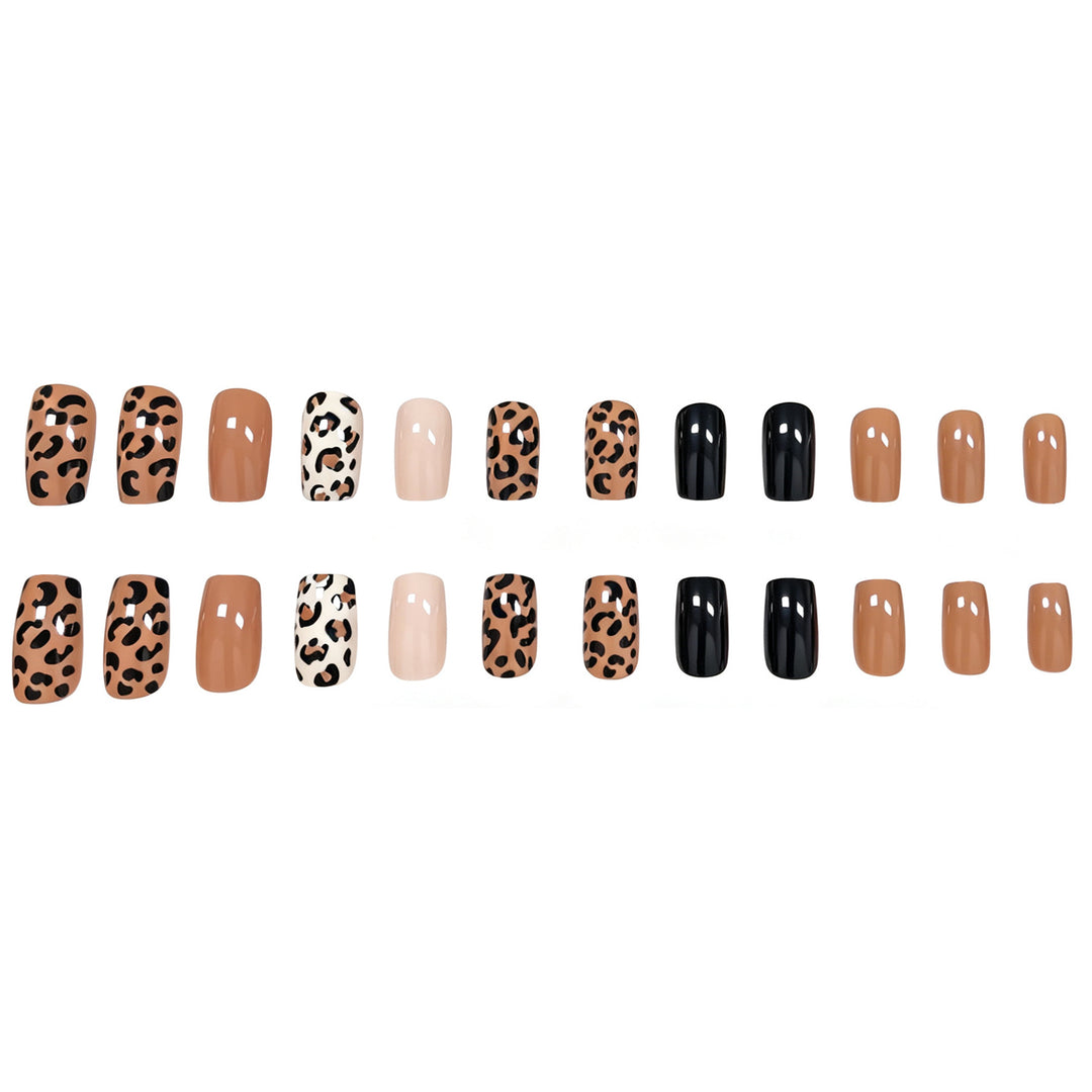 Elegante Leopardenmuster Acryl Nagelkunst Karnz