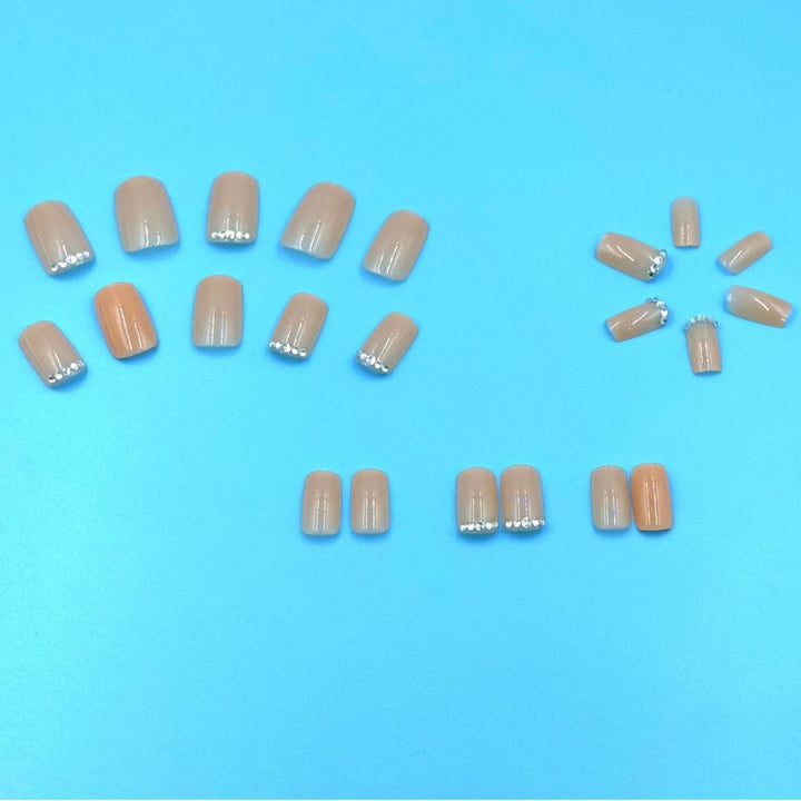 Elegantes Strass Akzent Nagelkunst Set