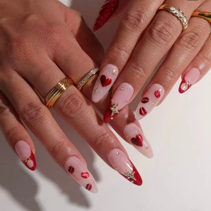 Romantische Herz- und Stern-Presse-Nagelkunst