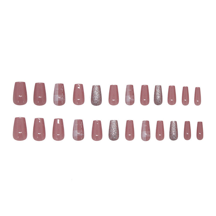 Elegantes Press-On-Nageldesign Karnz