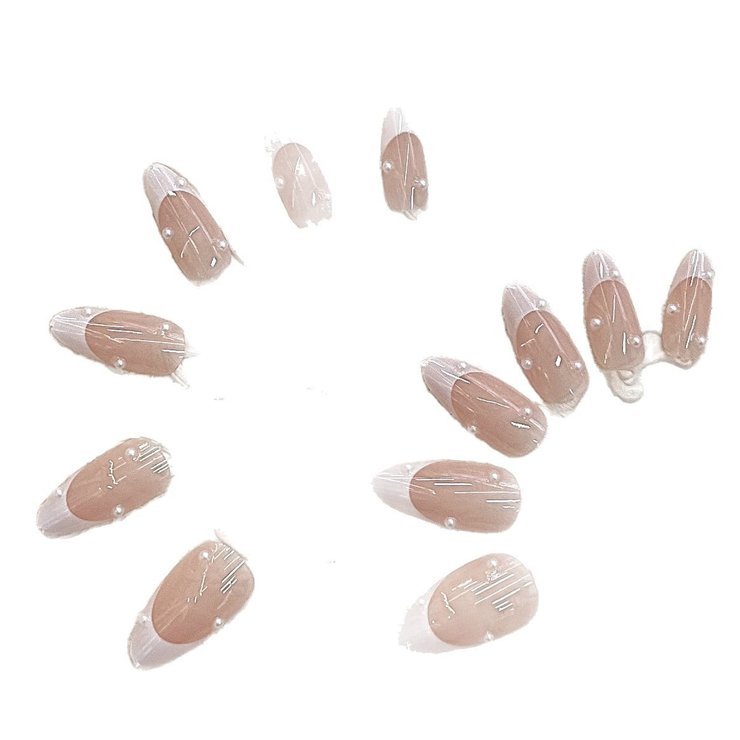 Elegantes dekoratives Press-On-Nagelset Karnz