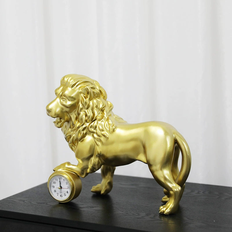 Dekorativer Löwenfiguren mit Uhr
