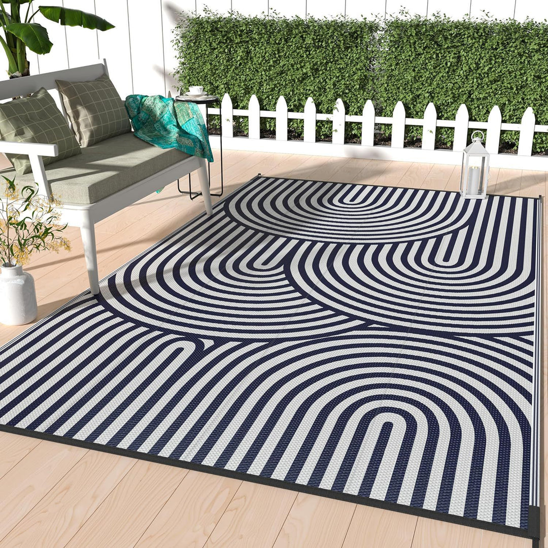 Geometrischer Outdoor-Teppich