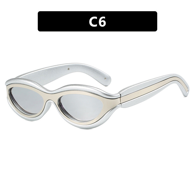 Damen stilvolle Sonnenbrille mit modischem Schwung Karnz