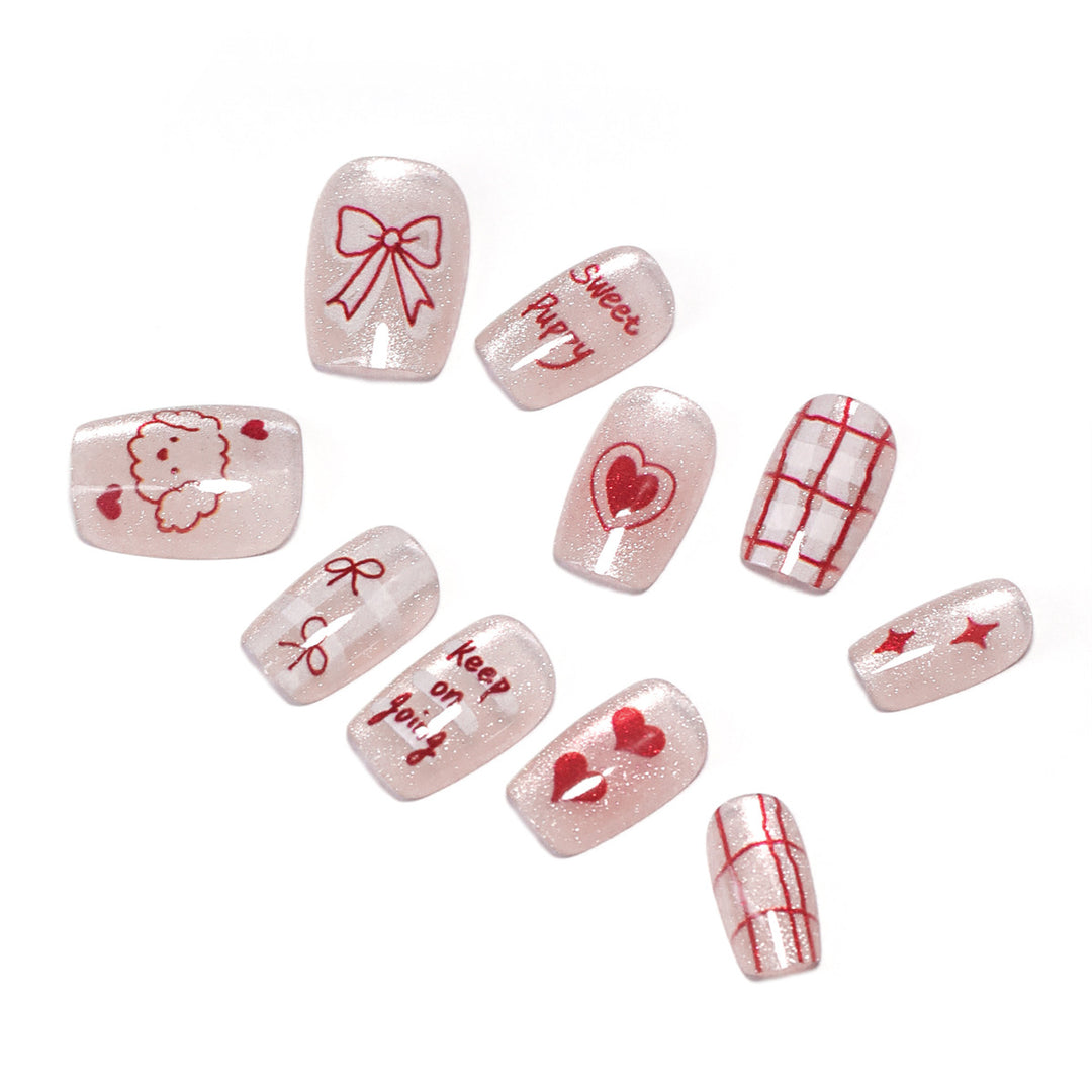 Künstliche Nagelkunst mit niedlichen Motiven Karnz