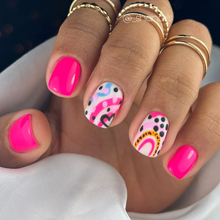 Artistic Nail Designs Karnz
