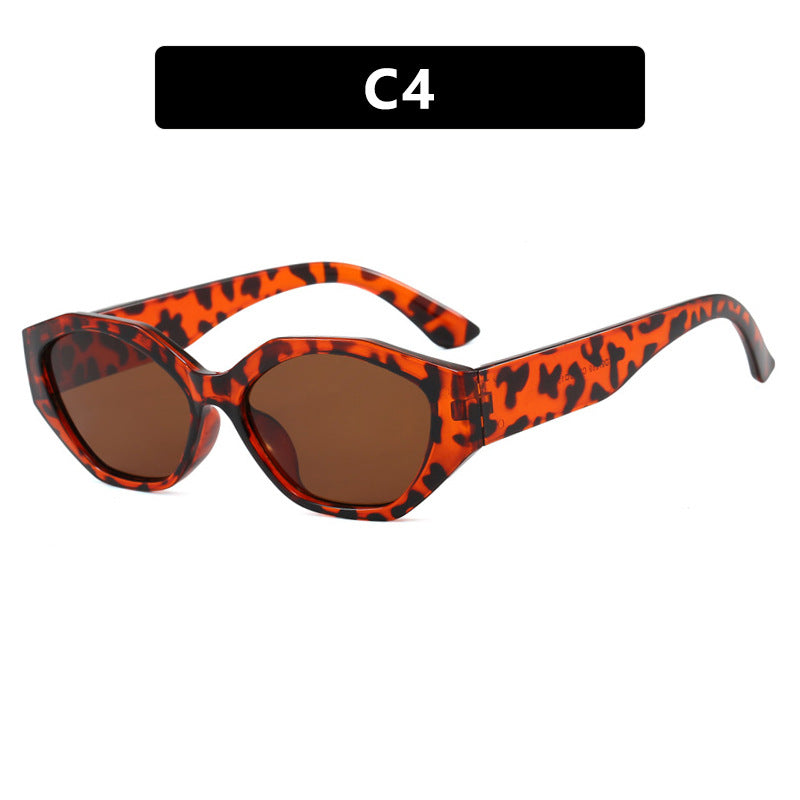 Damen stilvolle Sonnenbrille im modern geometrischen Design mit schützendem UV-Filter Karnz