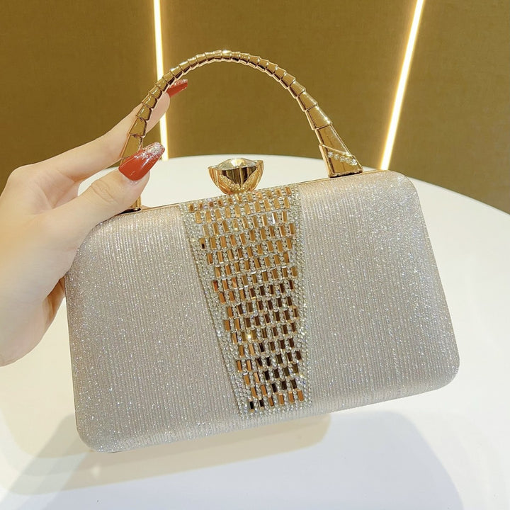 Abendhandtasche mit Kristallverzierungen