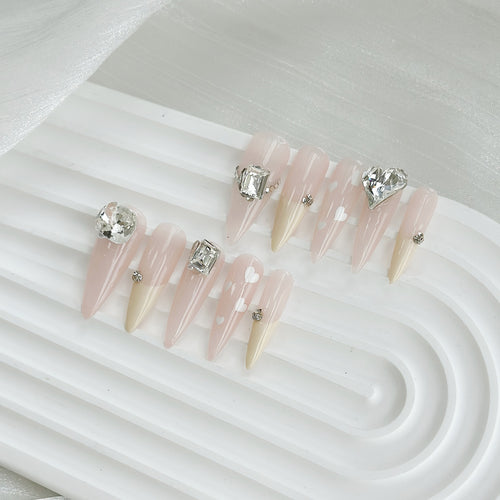 Elegante mit Strass besetzte Press-On Nägel