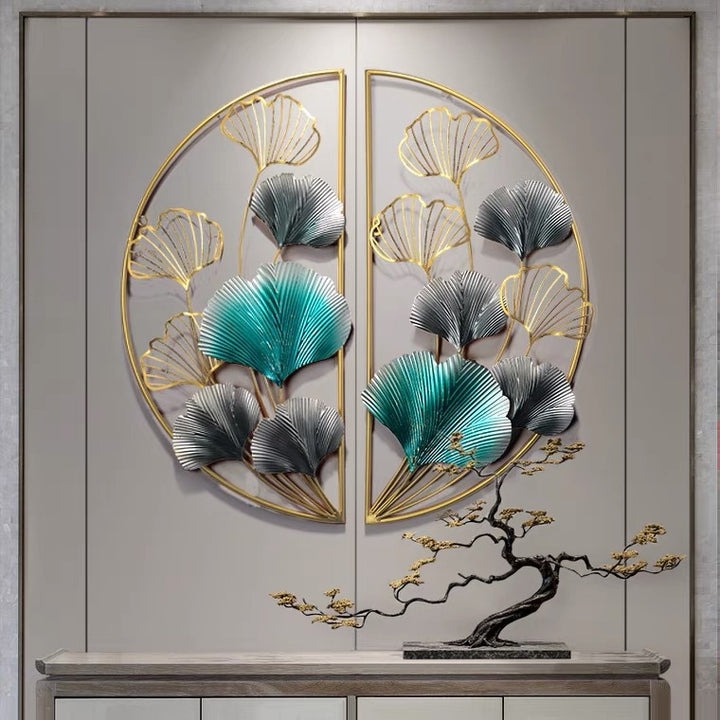 Dekorative Metall Wandkunst mit floralem Design Karnz