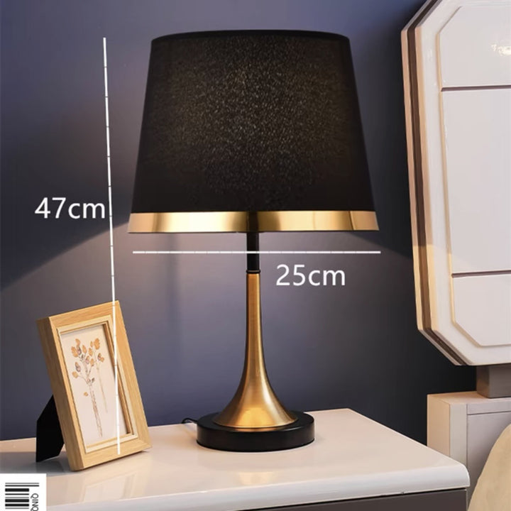 Dekorative Gold Akzent Tischlampe