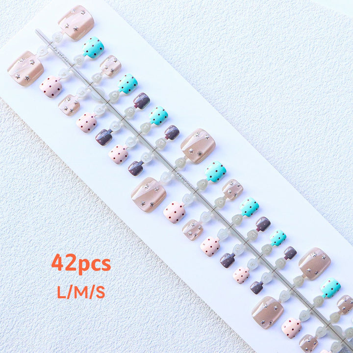 Stylisches Press-On Nagelkunst-Set