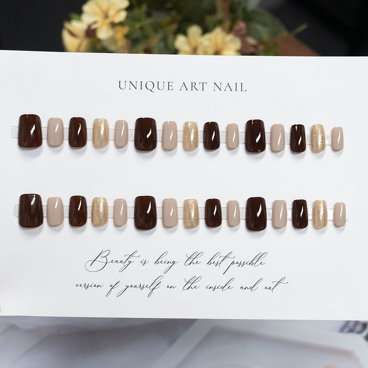 Glamouröses Multi-Texture Press-On Nail Set