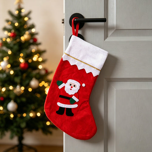 Niedlicher Weihnachtsstrumpf mit festlichen Motiven Karnz