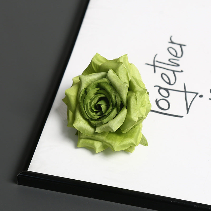 Dekorative Satinblume für die Wohnkultur-Darstellung