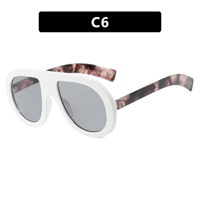 Damen oversized Sonnenbrille im futuristischen Design Karnz