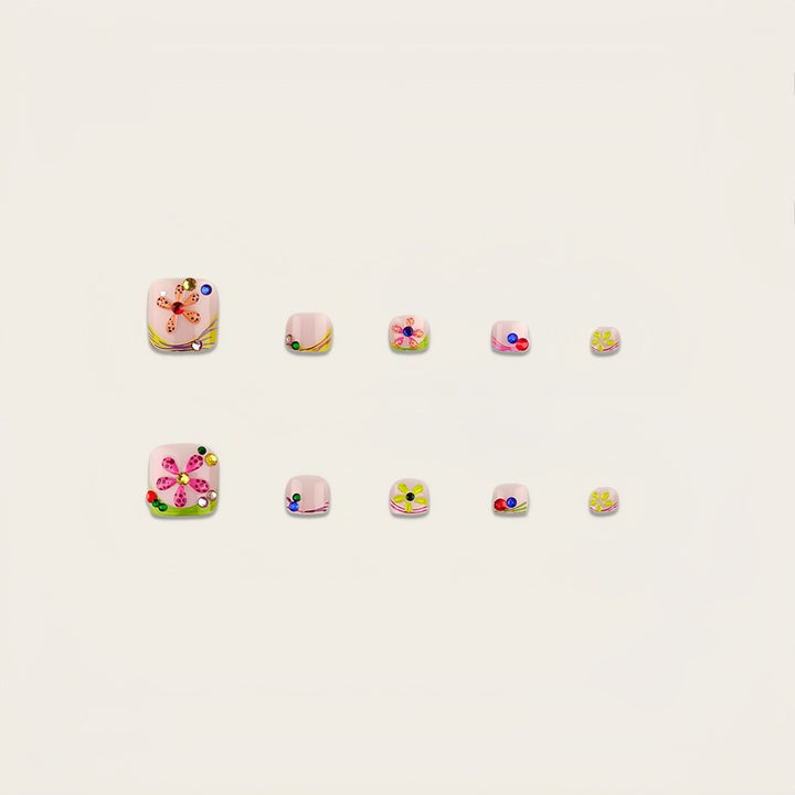 Kunstvolle Fußnagelverlängerungen Karnz