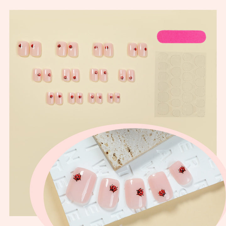 Künstlerisches Marienkäfer Design Press-On Nail Set Karnz
