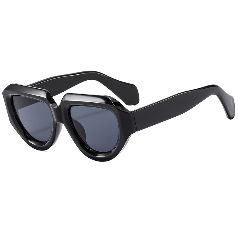 Damen Cat-Eye Sonnenbrille mit modernem transparentem Rahmen und UV-Schutz Karnz